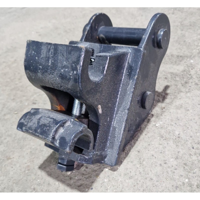 Attache rapide mécanique