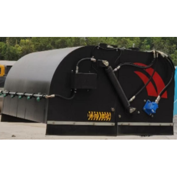 Balayeuse avec arrosoir CRM2500T