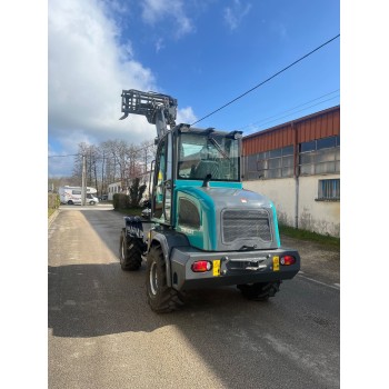 CHARGEUR TELESCOPIQUE CRM1600T