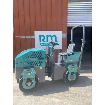 Rouleau compacteur R-1500