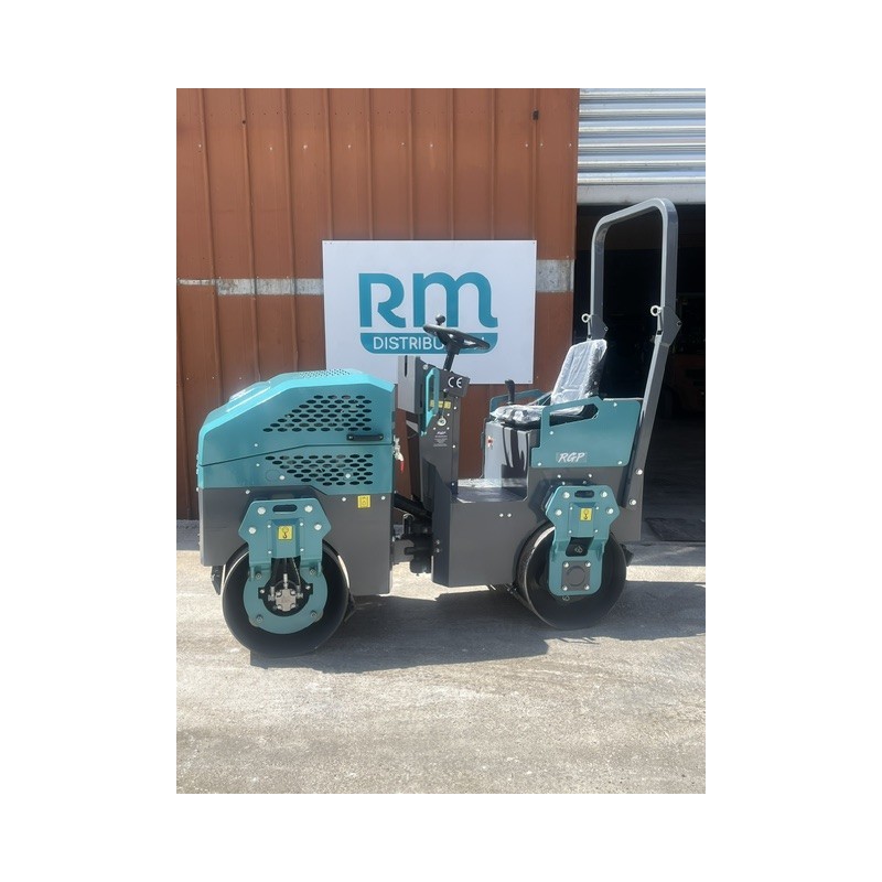 Rouleau compacteur R-1500