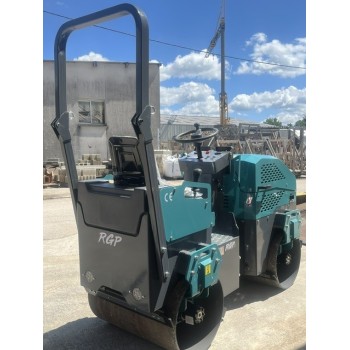 Rouleau compacteur R-1500