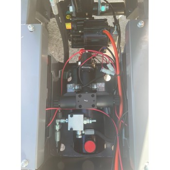 Brouette électrique à basculement hydraulique EB-500